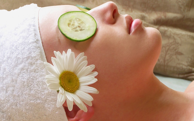 customized deep cleansing facial